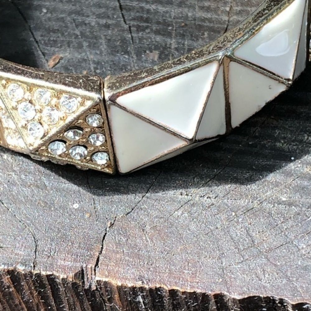 Geometric T&J Designs Stretch Bracelet - Picture 4 of 4